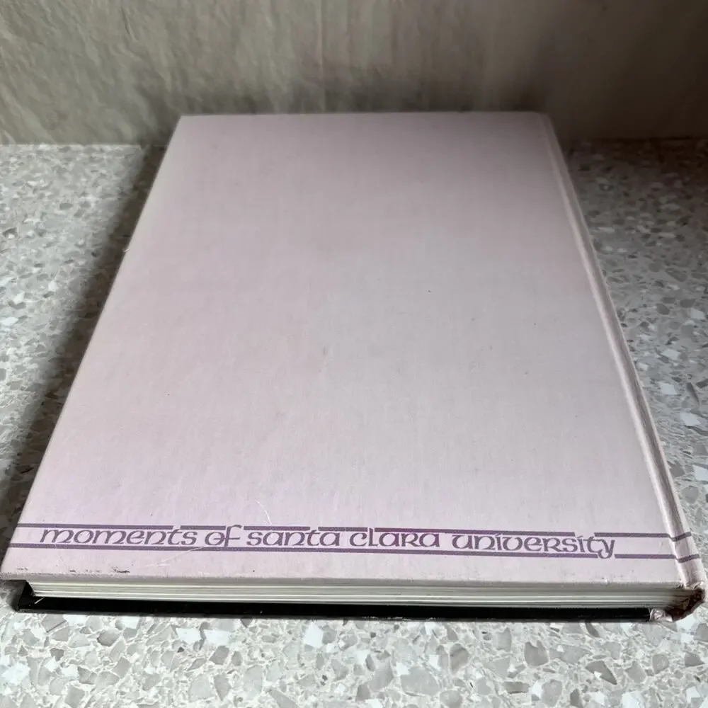 University of Santa Clara 1977 Yearbook. HC, Illustrated